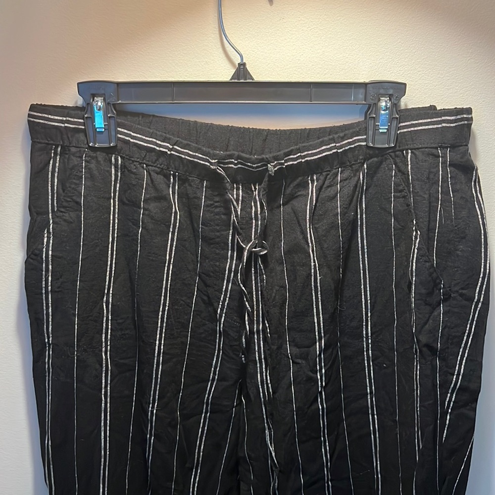Black with white stripe detailing linen full length pants